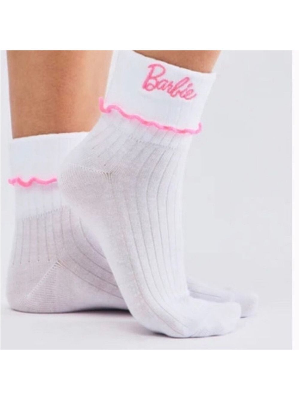 BARBIE Socks & KEYCHAIN SET socks white w/pink trim lettuce edge shoe size 4-10